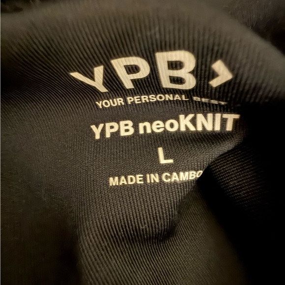 Abercrombie and Fitch YPB Neoknit Crop Hoodie Sweatshirt black large - Picture 9 of 11